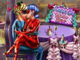 Play Dotted girl valentine dinner now