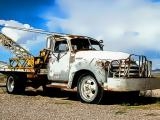 Jugar Rusty trucks jigsaw now